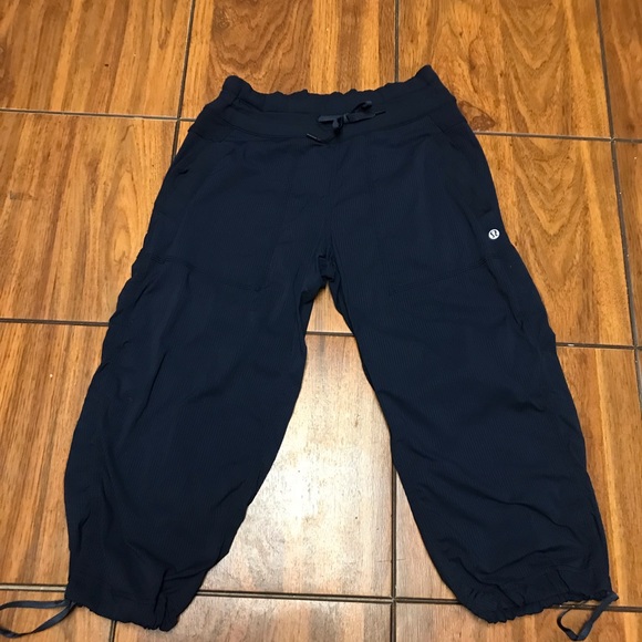 Lululemon Studio Crop - Picture 3 of 13